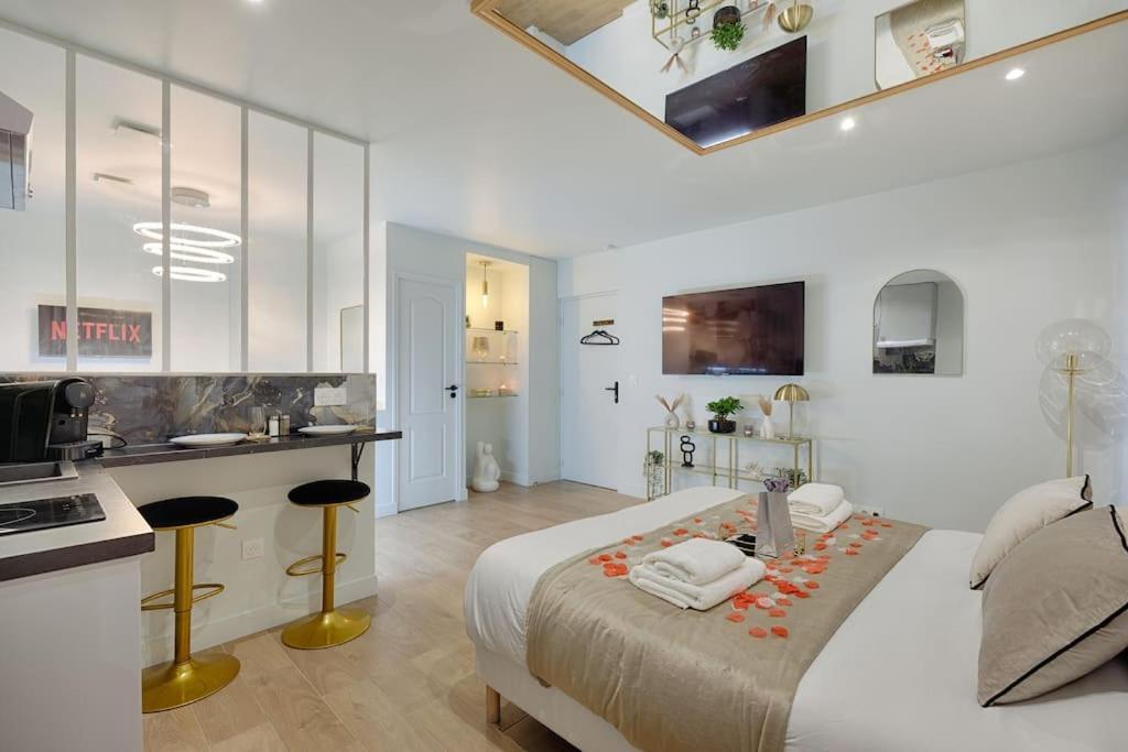 Welcome To Dubai / Jacuzzi Ivry-sur-Seine Bagian luar foto